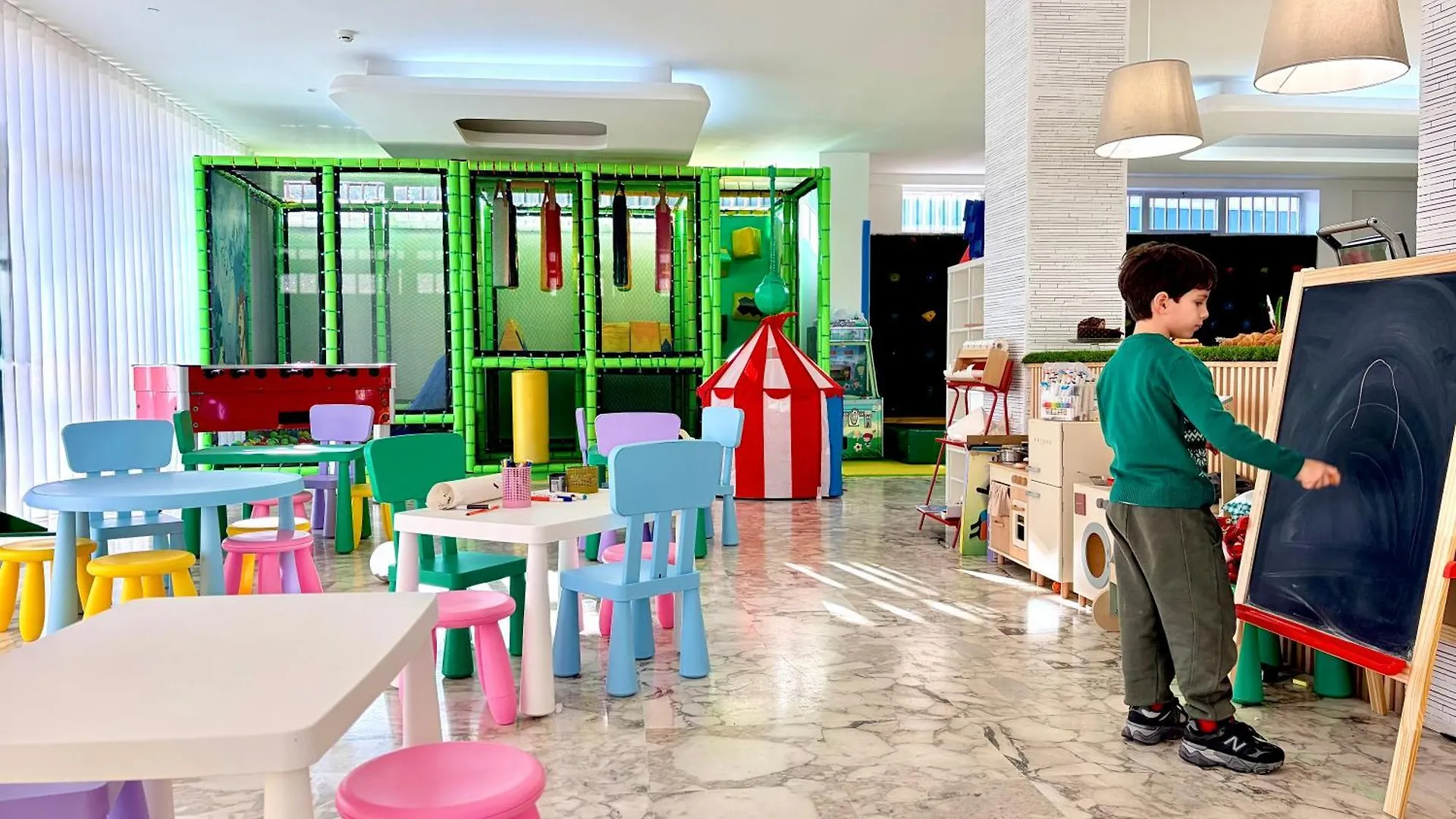 Dove Soggiornare nelle Marche: 6 Hotel 2 Stelle al Mare